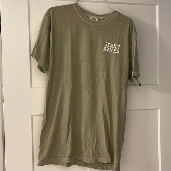 used medium jesus saves green tshirt - Picture 1 of 3